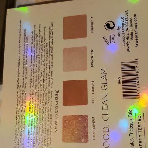 True + Luscious Lucky Glow Bronze and Highlight Palette - Picture 3 of 5